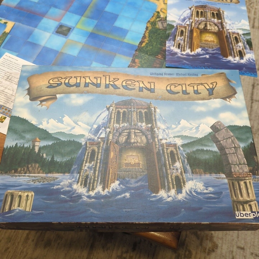 2004 Uberplay Sunken City Strategy Game Complete